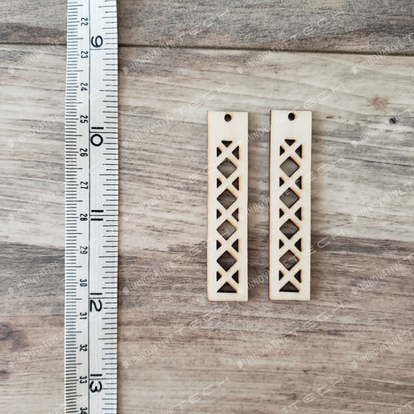 Lattice Bar Earring