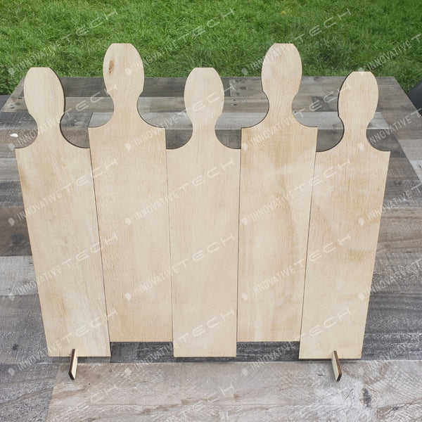 Necklace Display Without Knobs